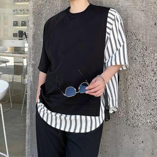 Mock Two-piece Stripe Panel Oversized Tee