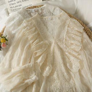 Ruffle-trim V-neck Loose Lace Top