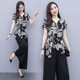 Set: Short-sleeve Floral Print Blouse + Wide-leg Chiffon Pants