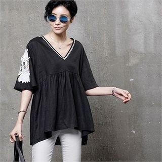 Lace-detail Linen Empire Top