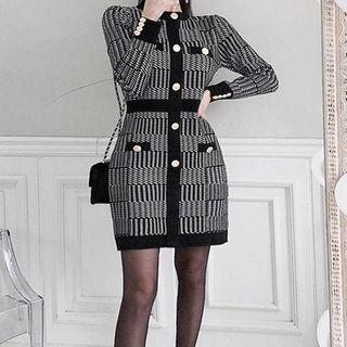Printed Long-sleeve Mini Knit Sheath Dress Black & White - One Size