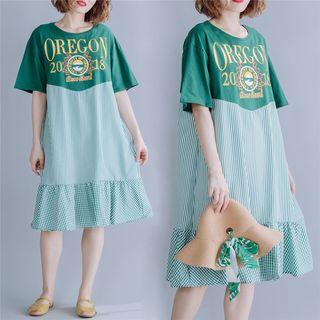 Short-sleeve Lettering Midi T-shirt Dress Stripes - Green - One Size