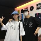 Sun & Moon Elbow-sleeve T-shirt
