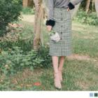 Houndstooth Buttoned Fitted Skirt