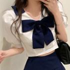 Short-sleeve V-neck Bow Cropped Top