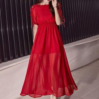 Plain Cutout Shoulder Short-sleeve Chiffon Dress