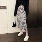 Long-sleeve Open Back T-shirt / Leopard Print Midi Pencil Skirt