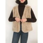 V-neck Dual-pocket Faux-shearling Vest