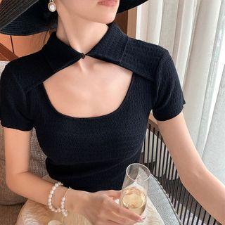 Short-sleeve Cutout Plain Knit Top