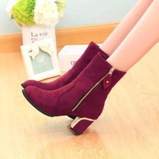 Chunky Heel Zipped Short Boots