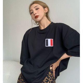Loose-fit T-shirt / Leopard-print Straight-cut Pants