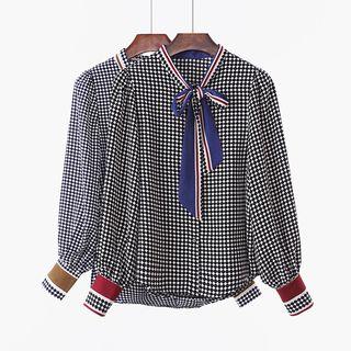 Long-sleeve Contrast-color Bow-accent Blouse