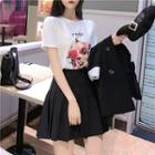 Short-sleeve Pig Print T-shirt / Double-breasted Blazer