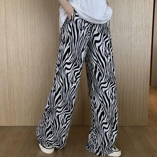 Short-sleeve Plain T-shirt / Zebra Print Wide Leg Pants / Zebra Print Shorts