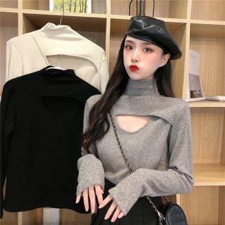 Plain Long-sleeve Cut-out Top