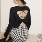Long-sleeve Open Back Knotted T-shirt