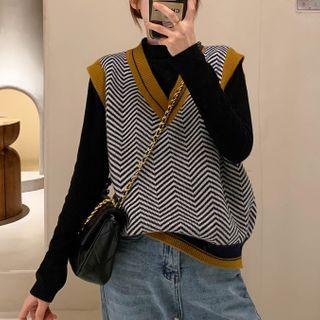 Set : V-neck Knit Vest + High-neck Top