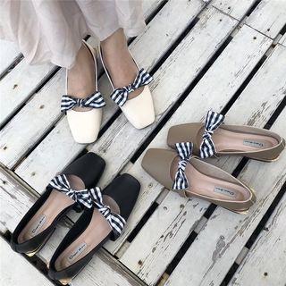 Square-toe Bow-accent Low-heel Pumps