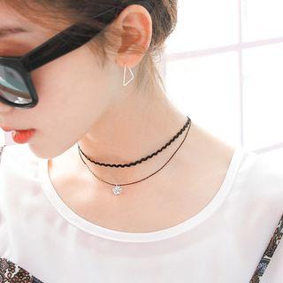 Wavy Lace X Metal Chain Choker