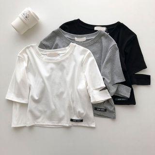 Short-sleeve Round Neck Distressed T-shirt