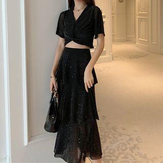Set: V-neck Short-sleeve Crop Top + Layered Midi Skirt