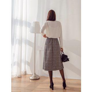 Plus Size Glen-plaid Midi Warp Skirt