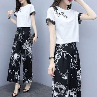 Set: Short-sleeve Flower Print T-shirt + Wide-leg Pants