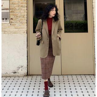 Long-sleeve Mock-neck T-shirt / Single-breasted Blazer / Plaid Midi A-line Skirt