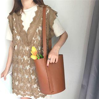 Plain Short-sleeve Long T-shirt / Lace V-neck Dress