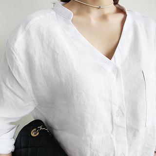 Linen V-neck Shirt