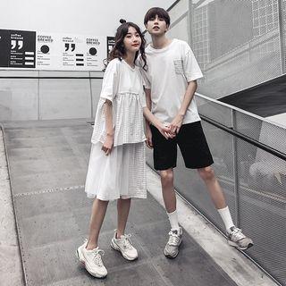 Couple Matching Short-sleeve Plaid Panel T-shirt / Short-sleeve Midi T-shirt Dress / Shorts