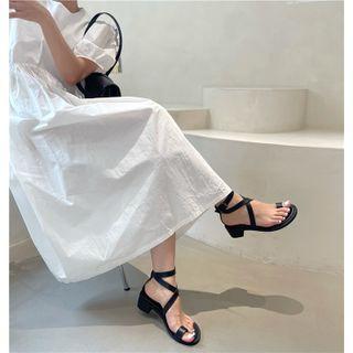 Loop-toe Block Heel Faux Leather Sandals