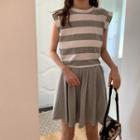Striped Sleeveless Tie-waist T-shirt / Culottes