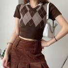 Short Sleeve V-neck Argyle Print Crop Top