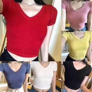 Plain V-neck Short-sleeve Slim-fit T-shirt