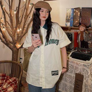 Contrast Collar Lettering Shirt