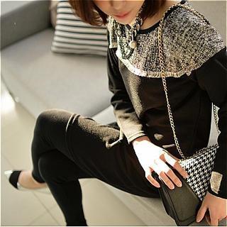 Round-neck Contrast-trim Dress