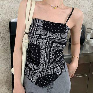 Plain Short-sleeve T-shirt / Patterned Camisole Top