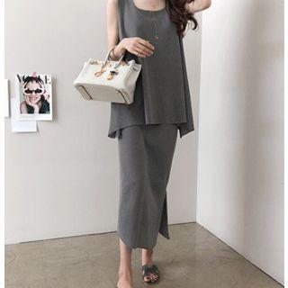 Set: Sleeveless A-line Knit Top + Band-waist Midi Skirt