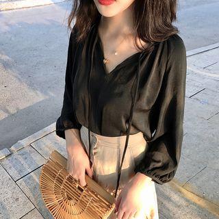 Loose-fit V-neck Plain Blouse