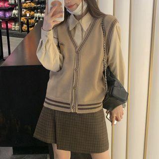 Sweater Vest / Plain Shirt / A-line Skirt