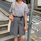 Short-sleeved Gingham Blouse / Straight-fit Dress Shorts