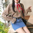 Contrast-collar Puff-sleeve Floral Blouse