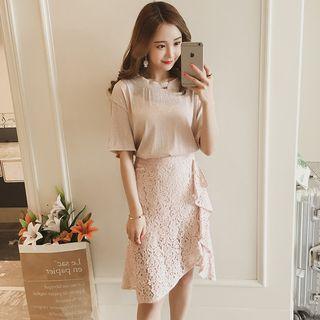 Short-sleeve Lace Open Back Top