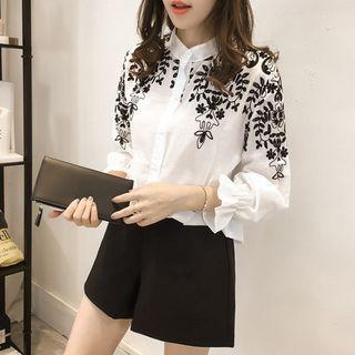 Flower Embroidered Lantern-sleeve Blouse