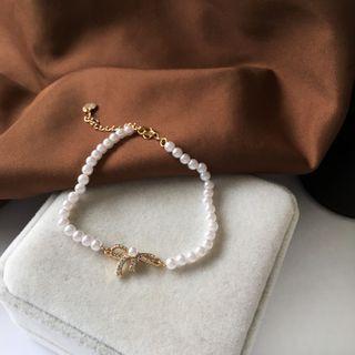 Bow Faux Pearl Bracelet Bow - White - One Size