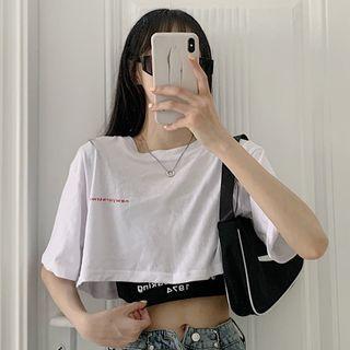 Elbow-sleeve Lettering Print T-shirt / Cropped Tank Top