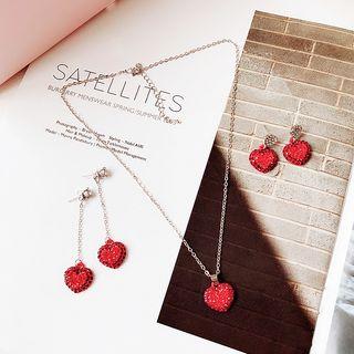 Rhinestone Heart Earring / Drop Earring