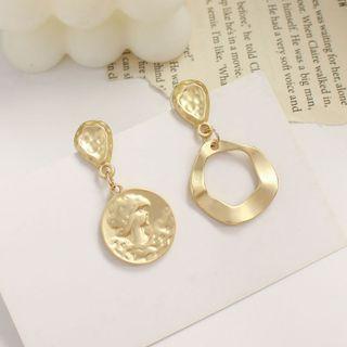 Disc Drop Ear Stud / Clip-on Earring