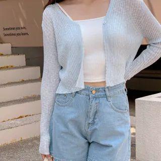 Layered-hem Slit-side Lettering Sweatshirt